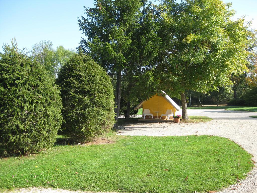 Camping Porte Des Vosges Bulgneville Room photo